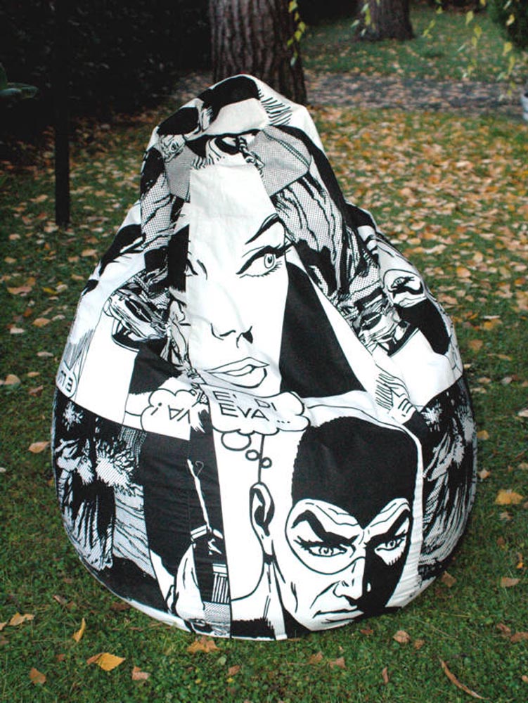 pouff nero Diabolik